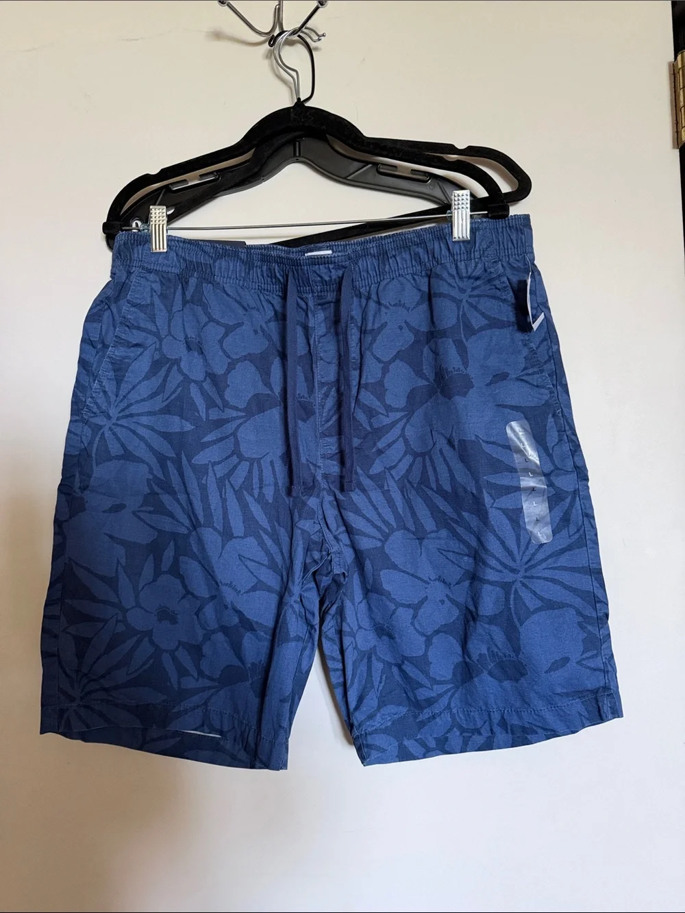 Men's Blue Floral Shorts